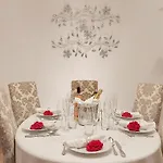 Luxury Le Rose Villa