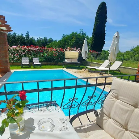 Luxury Le Rose Vila *