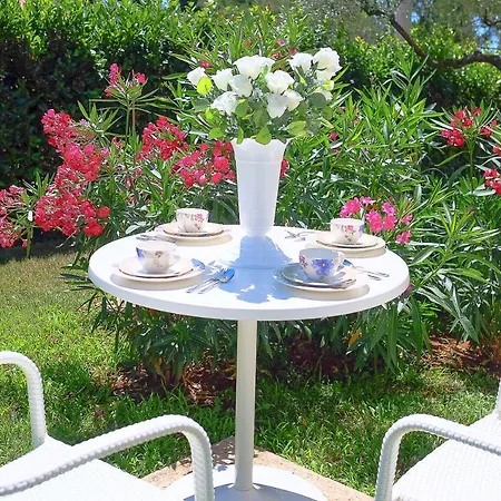 Luxury Le Rose Вилла