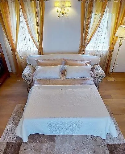 Luxury Le Rose *