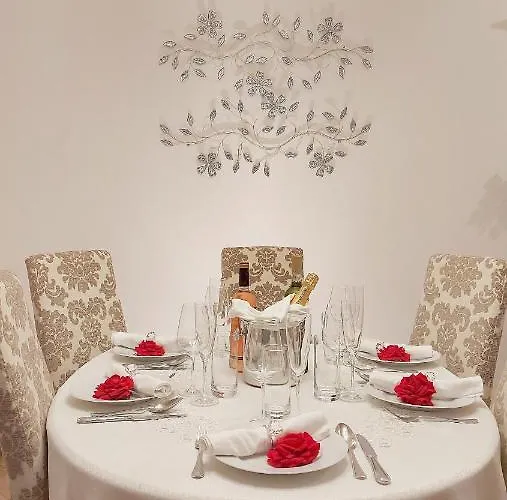 Luxury Le Rose Villa